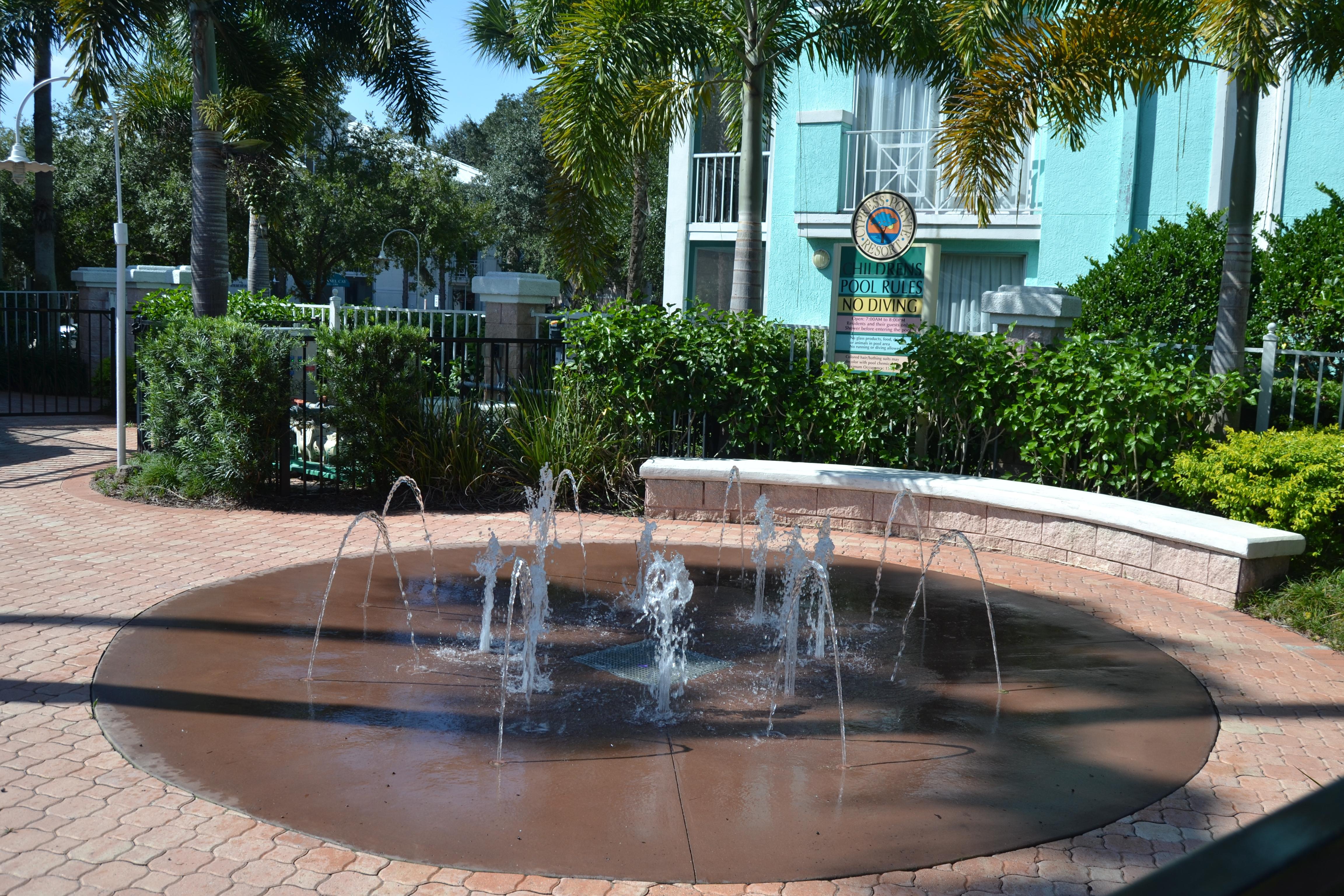 Hilton Vacation Club Cypress Pointe Orlando Hotel Exterior photo