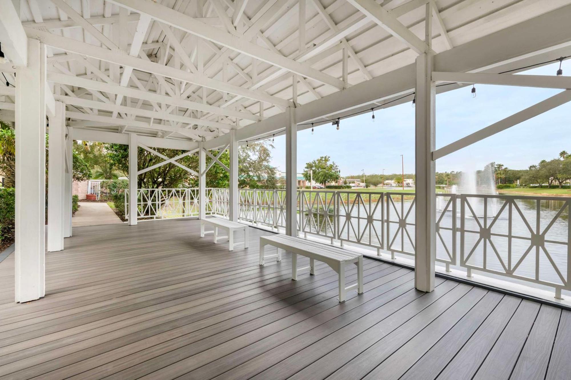 Hilton Vacation Club Cypress Pointe Orlando Hotel Lake Buena Vista Exterior photo